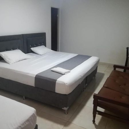 Hotel Neiva Urdaneta المظهر الخارجي الصورة