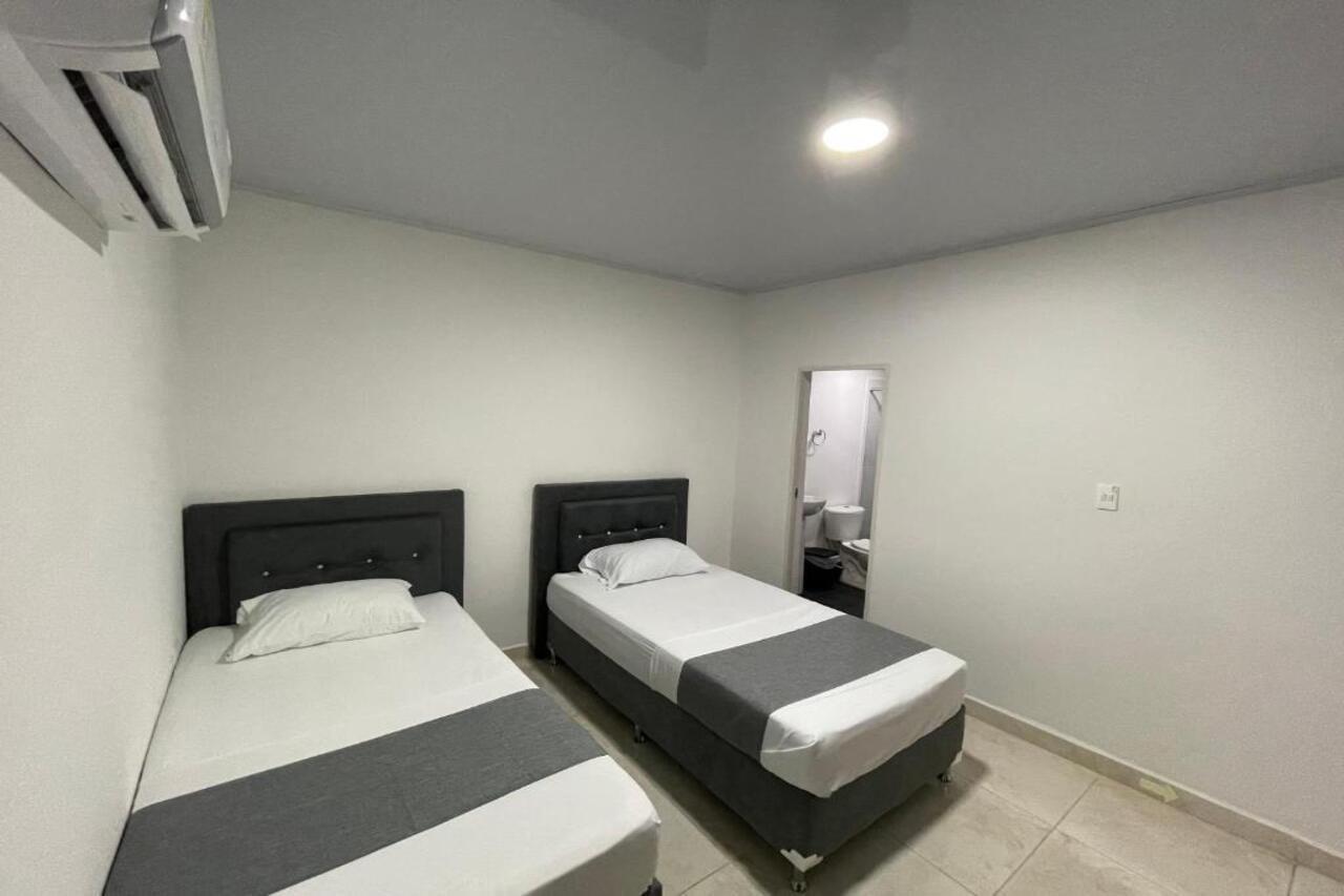 Hotel Neiva Urdaneta المظهر الخارجي الصورة