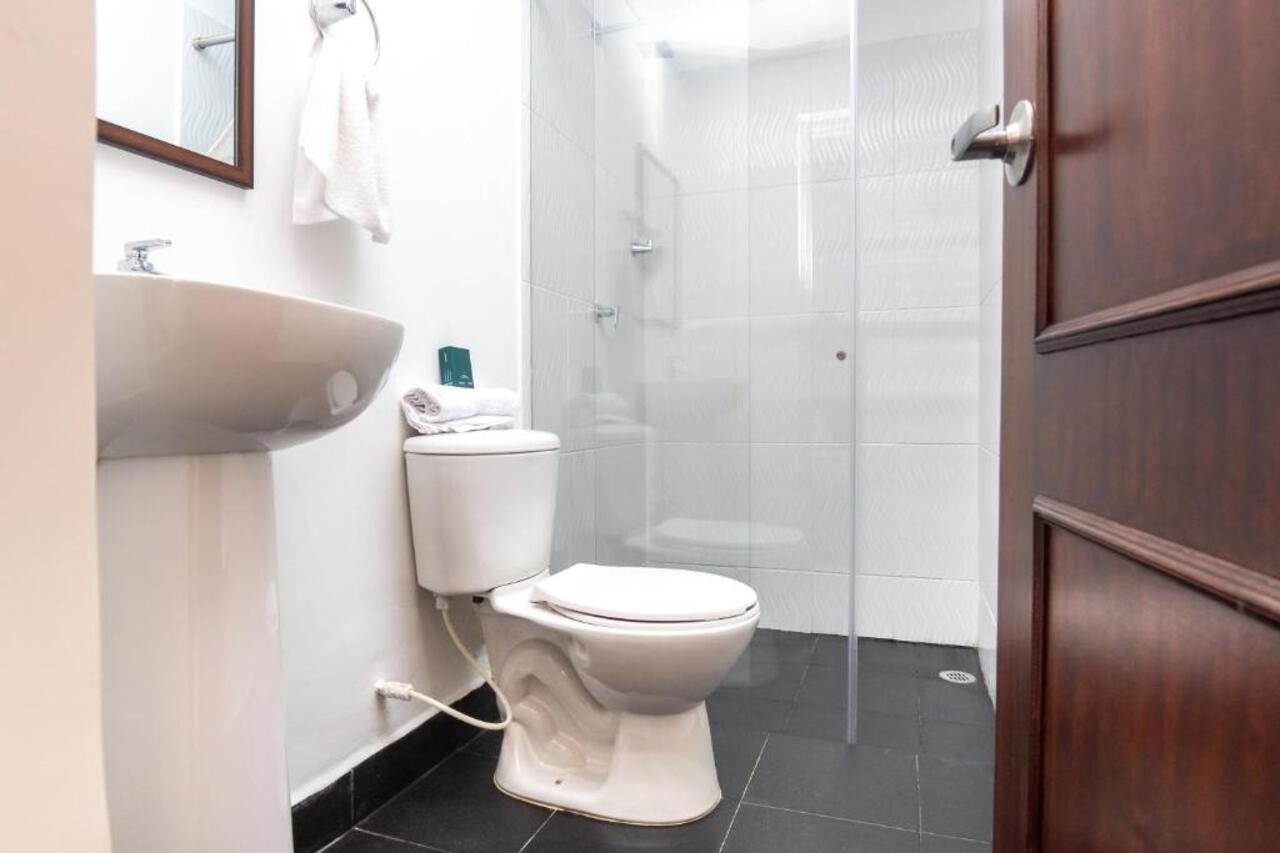 Hotel Neiva Urdaneta المظهر الخارجي الصورة